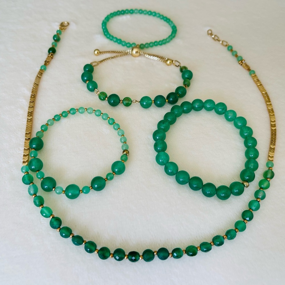 Green Agate custom made Jewelery NWOT